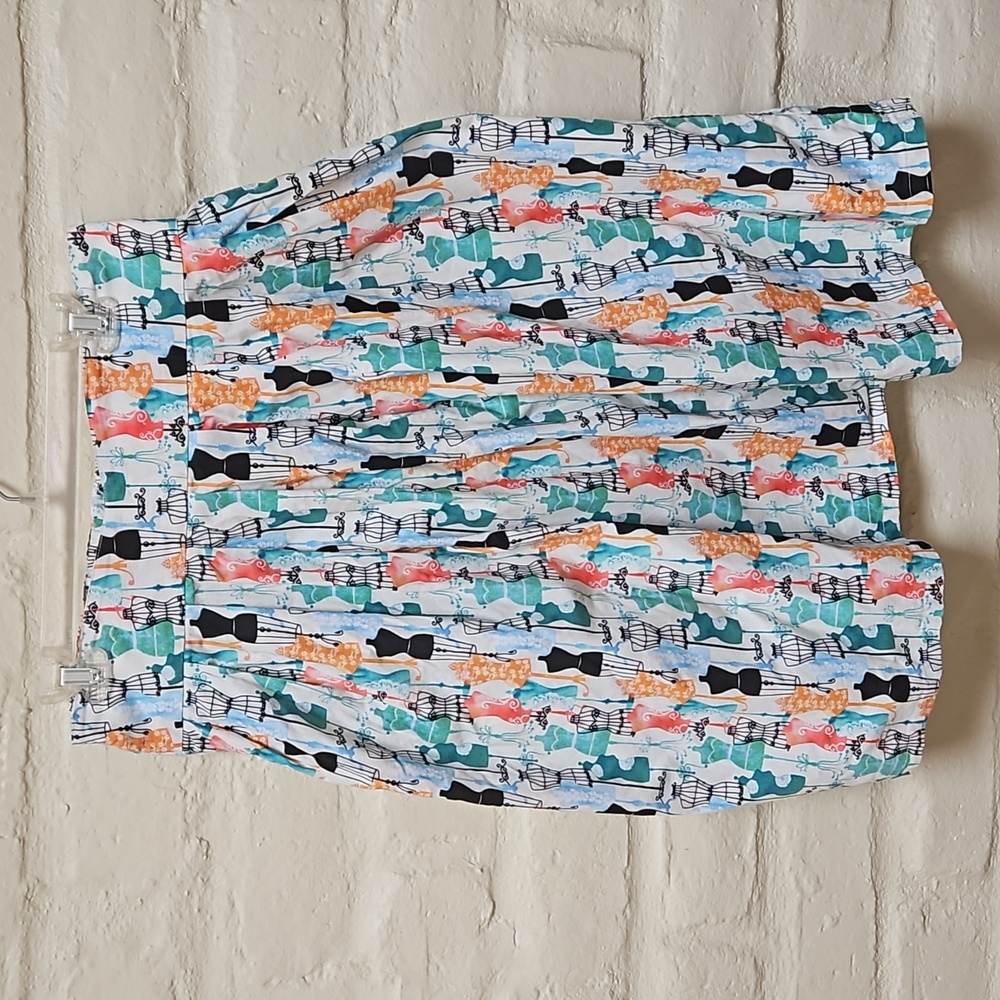 Vintage Style Retro Dressmaker Forms Print Skirt